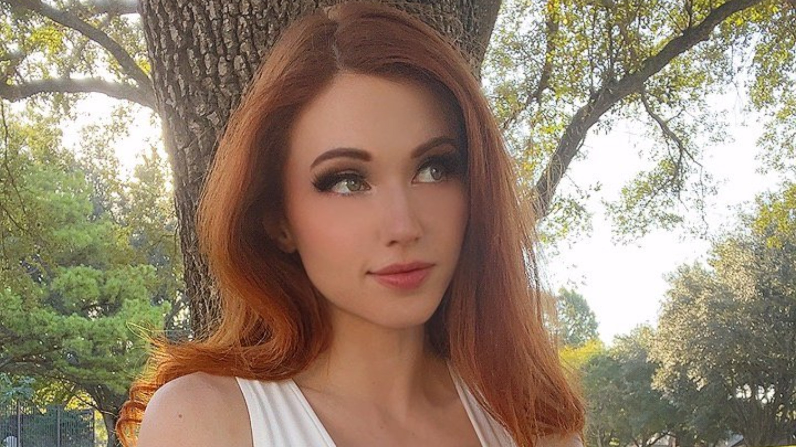 1666818102 Amouranth rivela cosa sta cercando dopo essersi separata dal marito 31