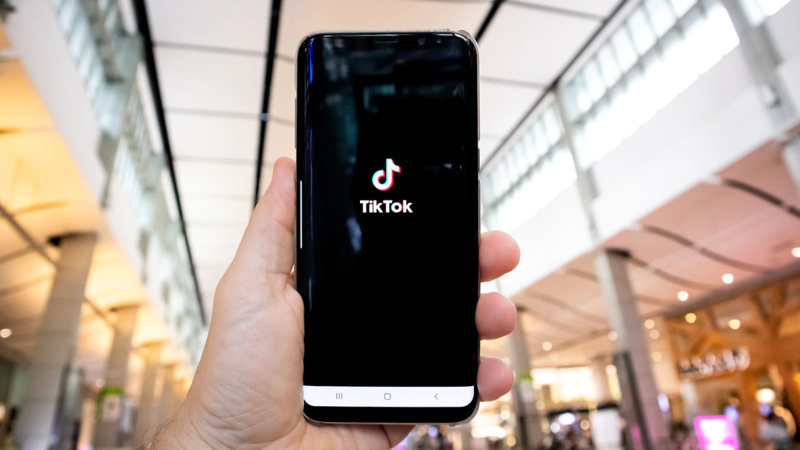 Qual e la sfida banana e Sprite su TikTok 75