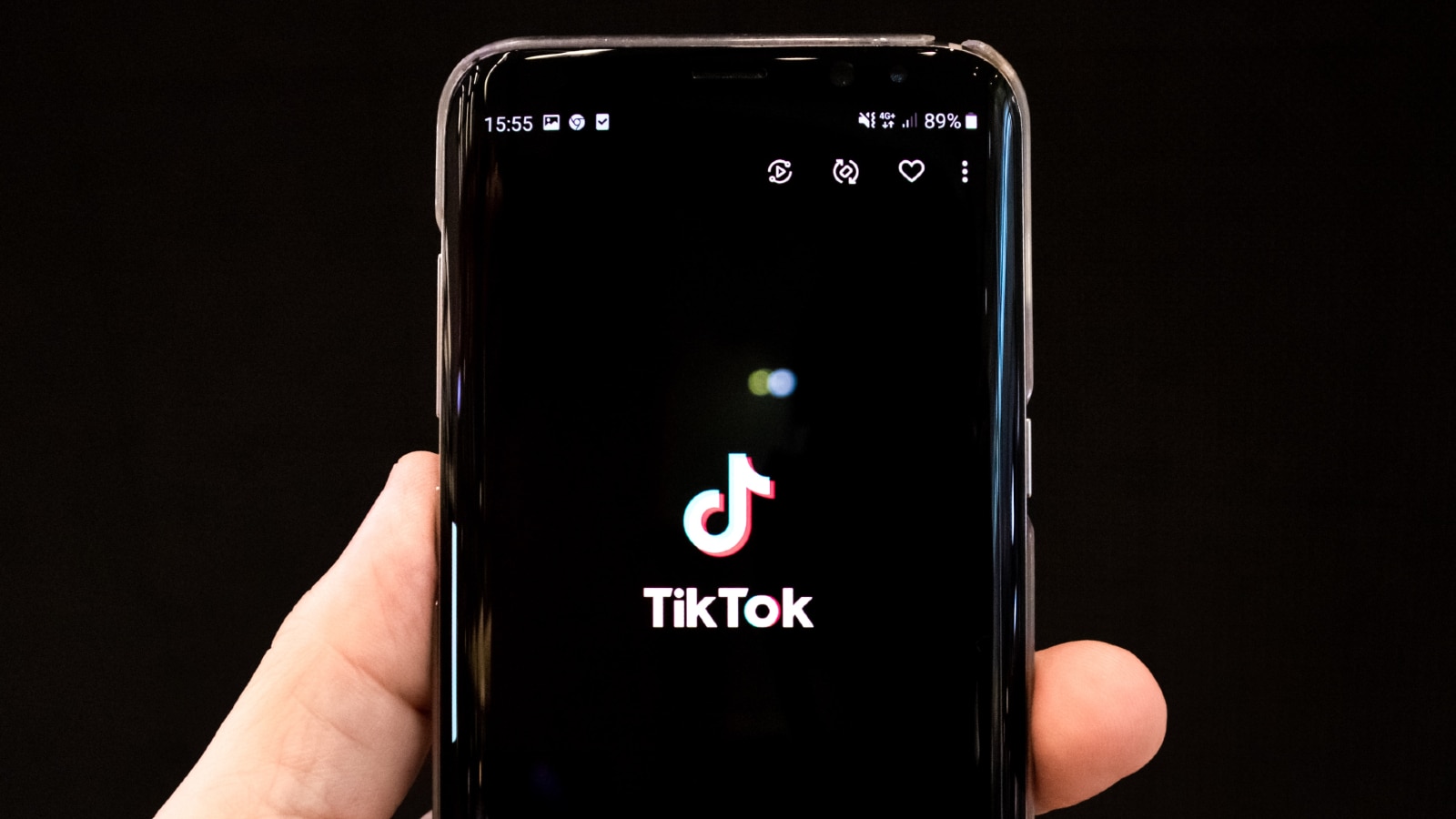 1674391503 331 TikTokLogoPhone 41