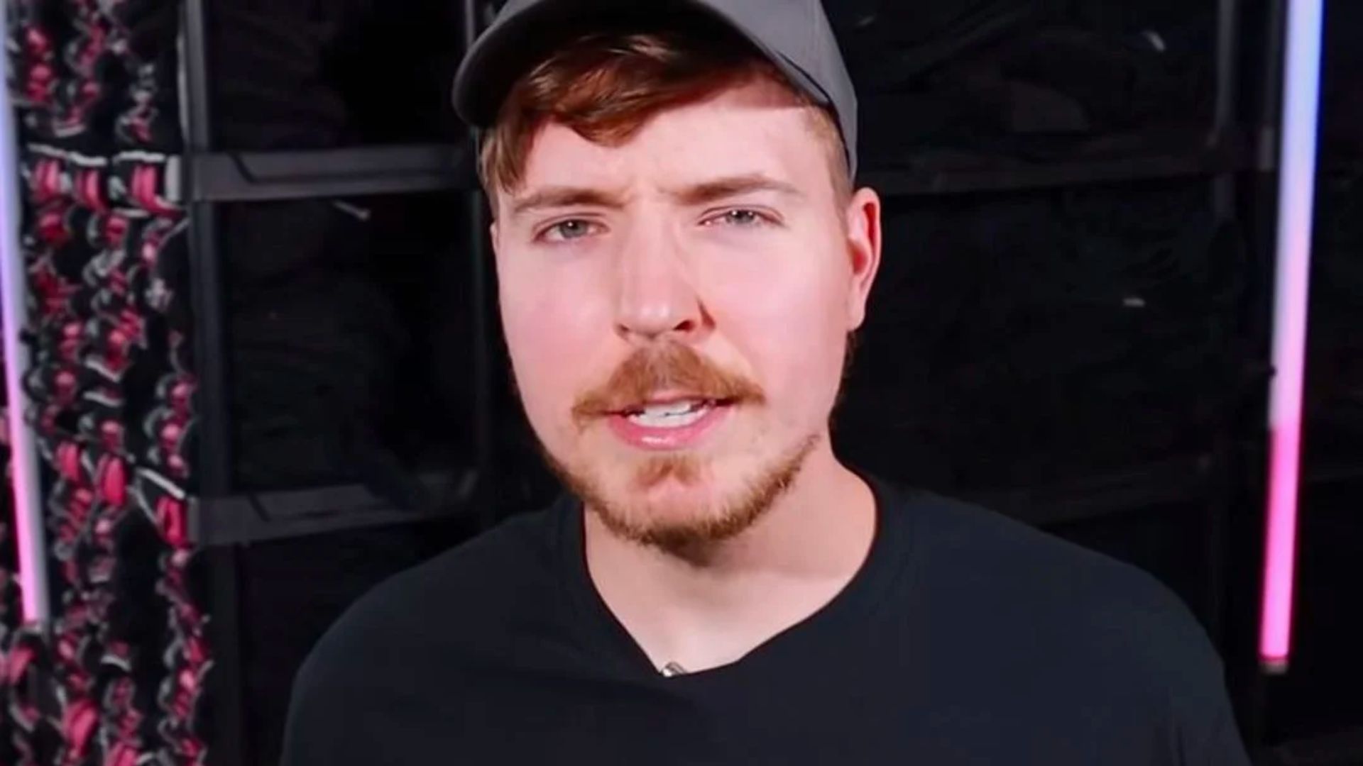 MrBeast breaks 2022 YouTube record for most subs in a week 57
