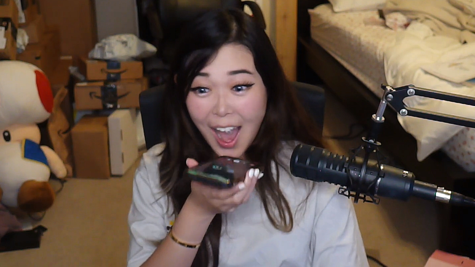ExtraEmily trolla xQc e lui le ribalta immediatamente la situazione 33