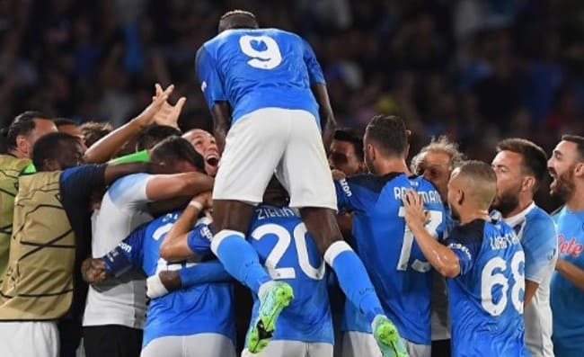 esultanza napoli liverpool 13